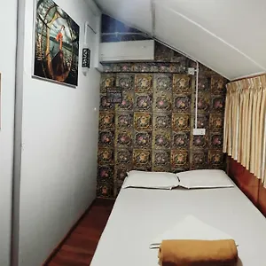 https://nzh-hostel.yangonhotels.org